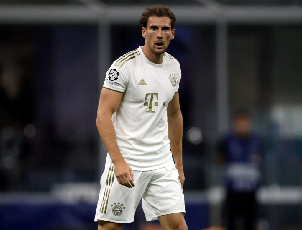 Leon Goretzka im Trikot des FC Bayern München bei der Klub WM
