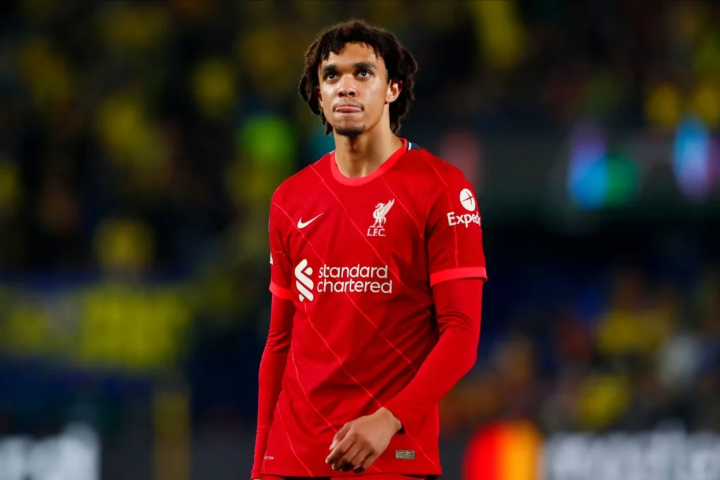 Alexander-Arnold, Bestandteil vom Transferfenster Klub WM, im Trikot von FC Liverpool